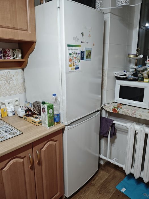 Продам непрацюючий холодильник фірми Liebherr