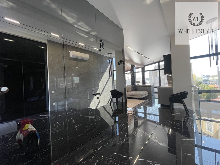 Пентхаус в центрі міста!