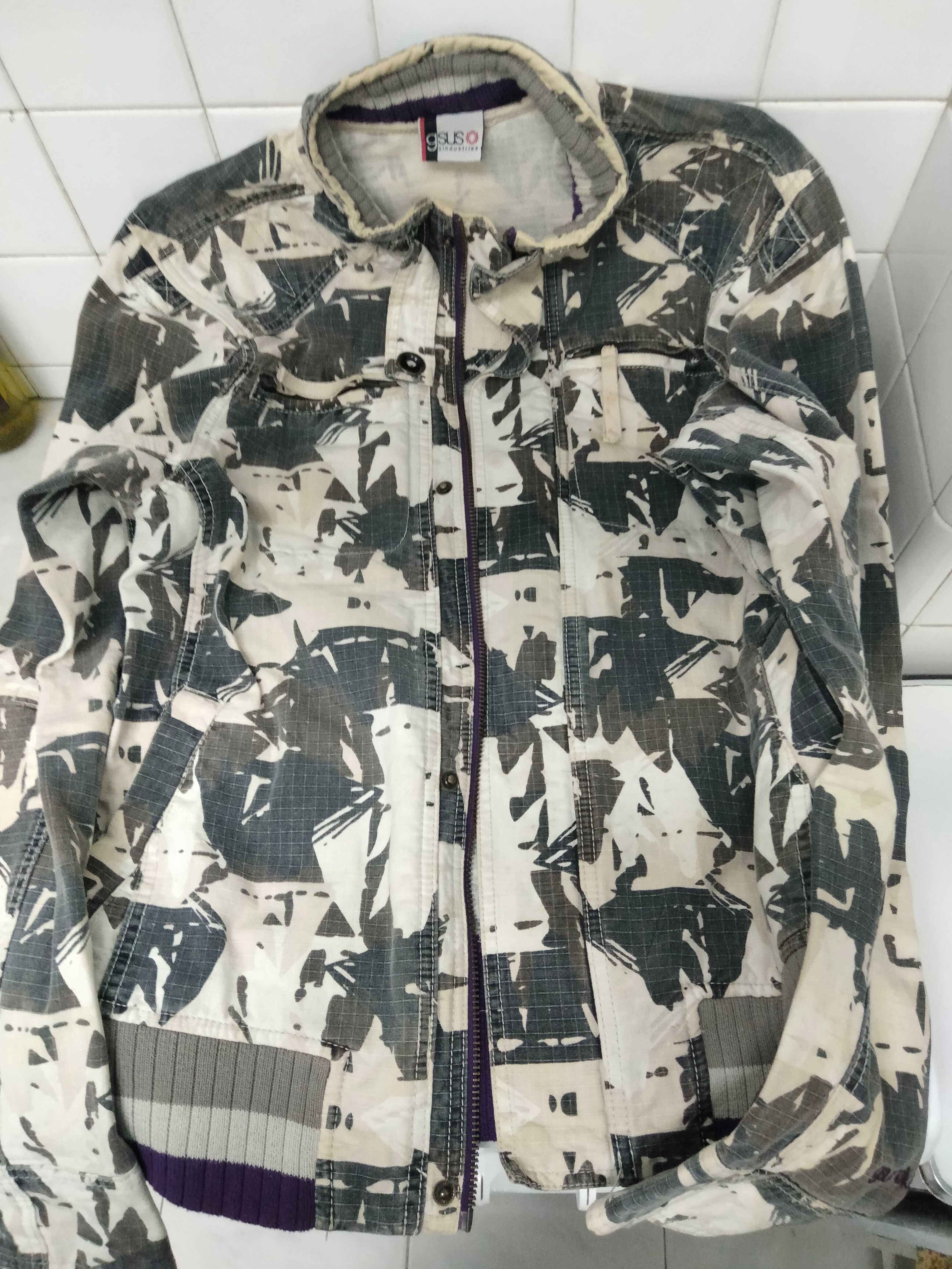 Casaco vintage camuflado