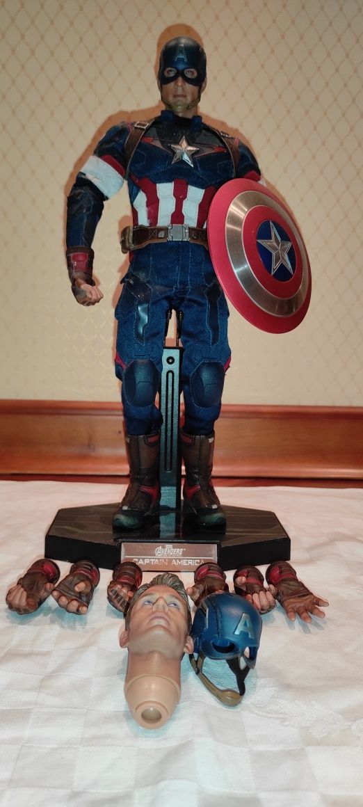 Колекційна іграшка HOT TOYS Avengers Age Of Ultron Captain America