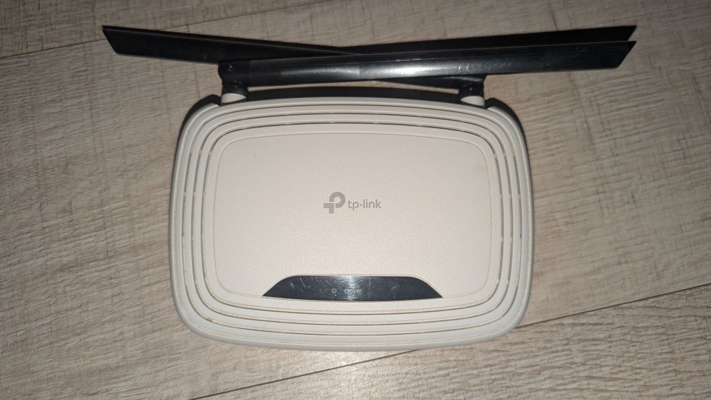 Маршрутизатор роутер TP-LINK TL-WR841N