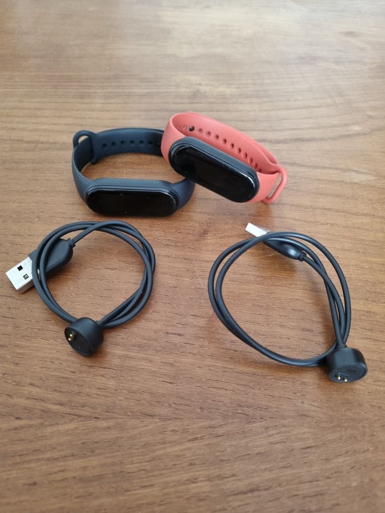 2 Xiaomi Mi Band 5