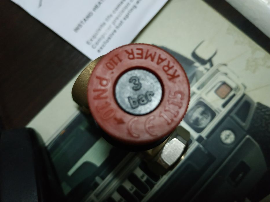 Предохранительный клапан на 3 атмосферы 1/2" Ниппель 50х25 2"Н х 1"Н