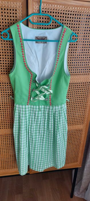 Sukienka oktoberfest karnawal bawarska