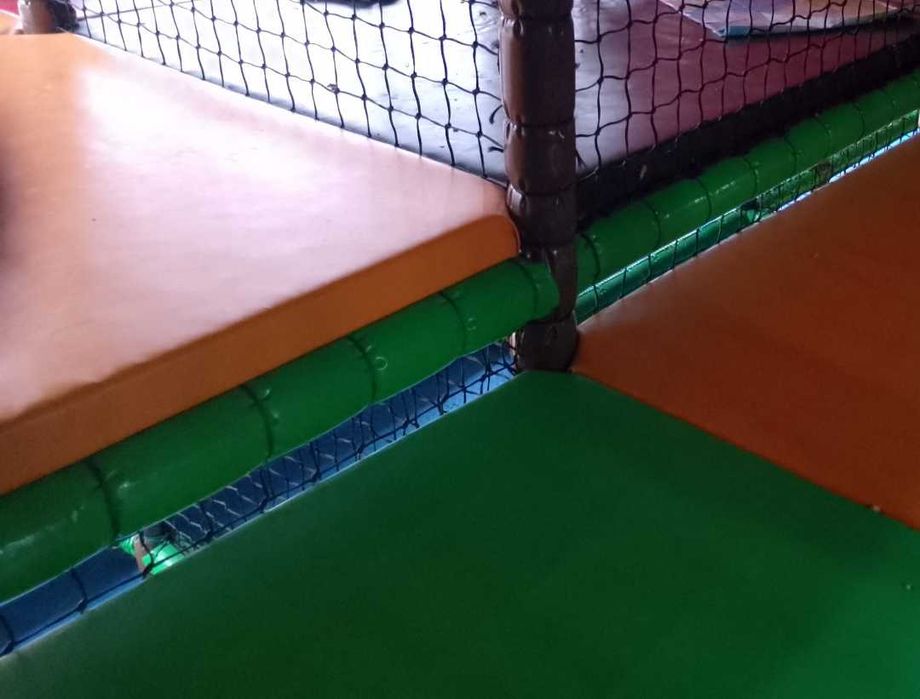 Konstrukcja zabaw z montażem: Sala Zabaw,Centrum Rozrywki,Przedszkola