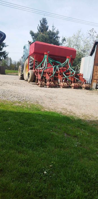 Agregat siewnik bezorkowy kverneland sprzedam zamienię