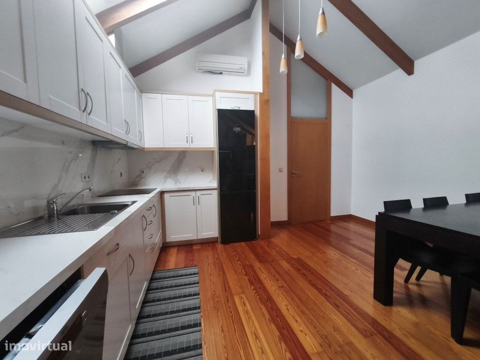 Apartamento T1 para arrendar no Centro Histórico de Viana do Castelo