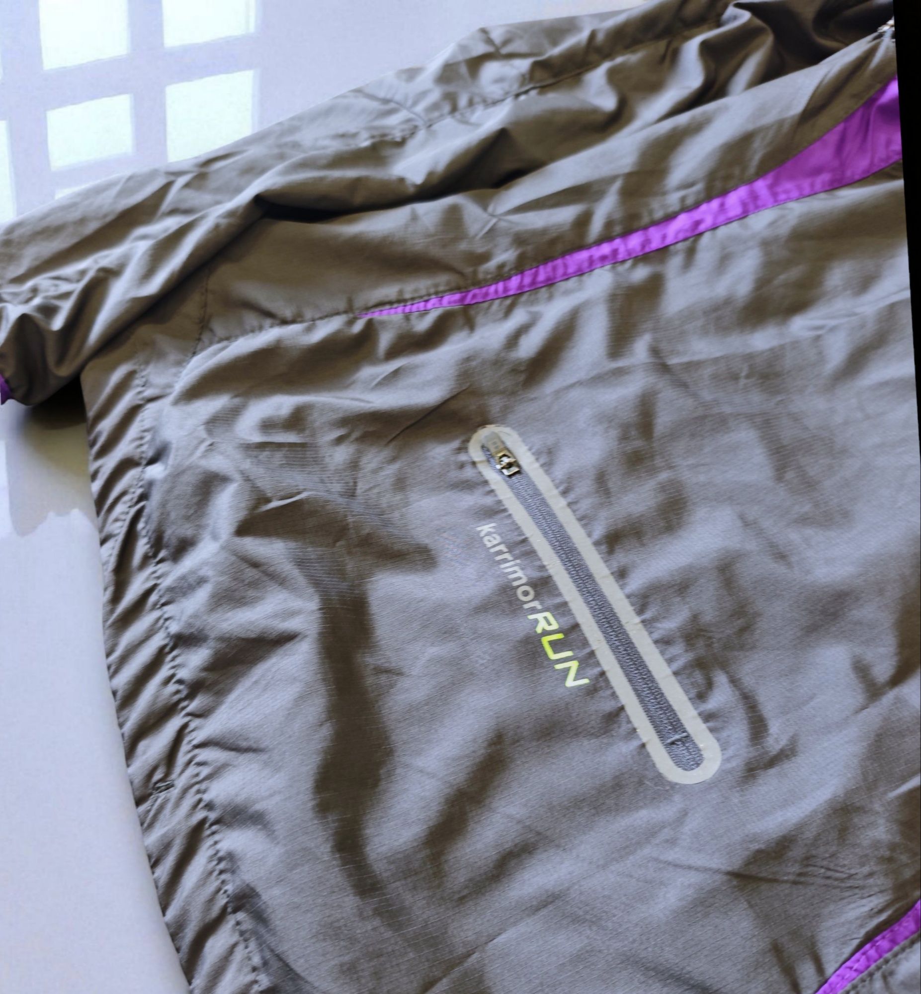 Lekka kurtka damska wiatrówka do biegania Karrimor Run Xlite sportowa