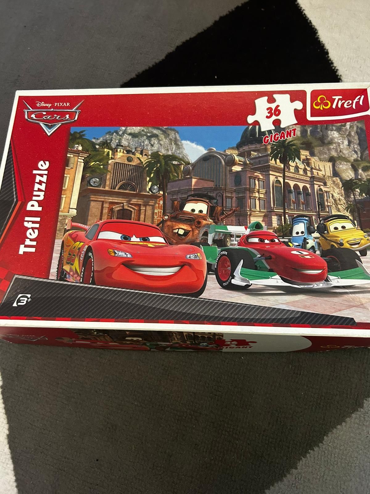 Puzzle z Zygzakiem Mcqueen 36 elementów