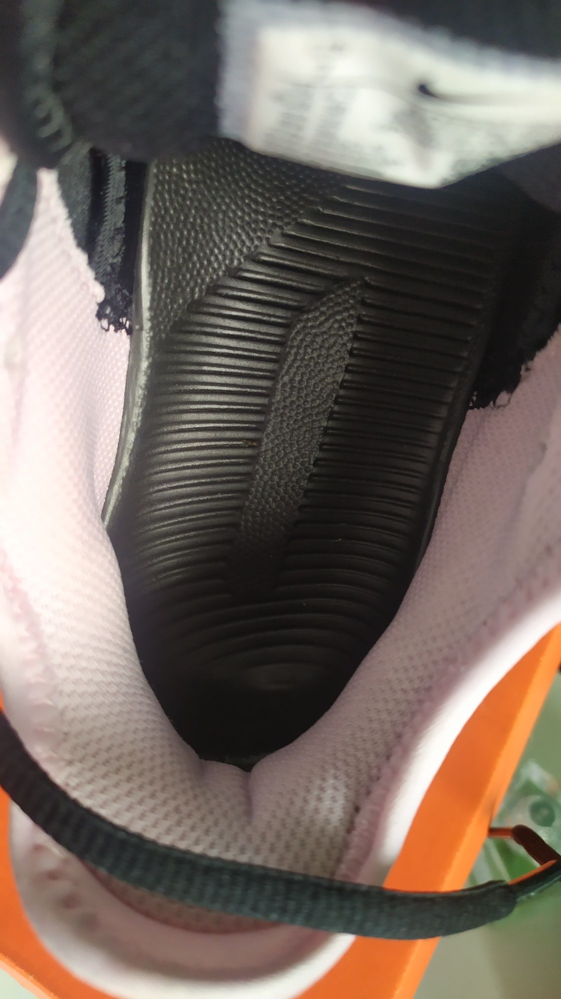 Buty damskie Nike Air Max Wildcard Clay rozmiar 38 (349.99zl)