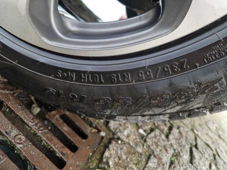 Felgi koła z oponami do mercedesa glc 235/55r19