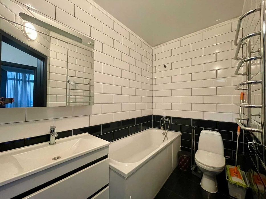 3-комнатная квартира с ремонтом в 34 Жемчужине Центр Одессы