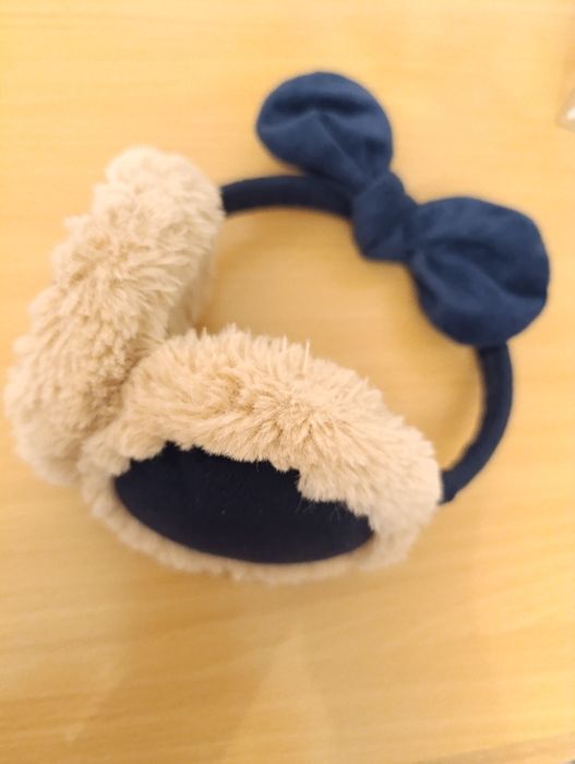 Шапка з хомутом, навушники для дівчинки