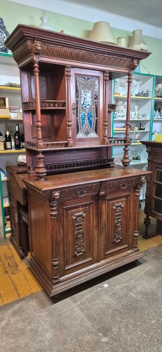 Witryna dębowa piękna