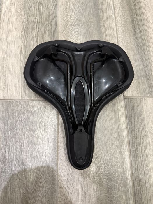 Велосидіння (велосідло) Comodoro