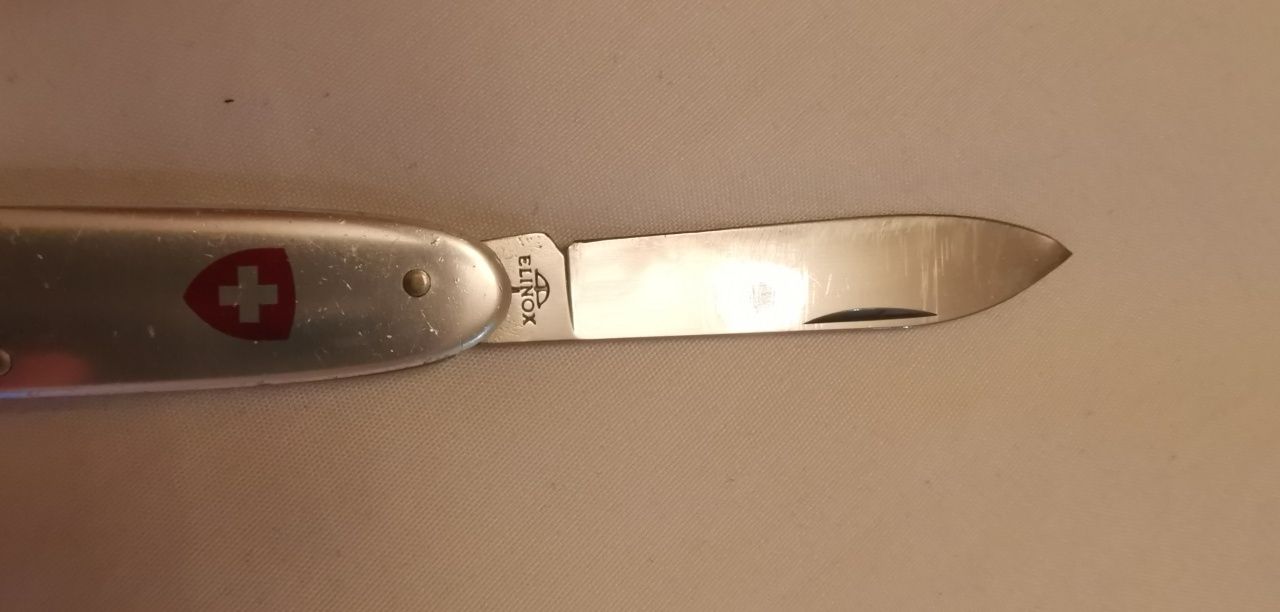 Scyzoryk nóż Victorinox Elinox Secretary Alox srebrny