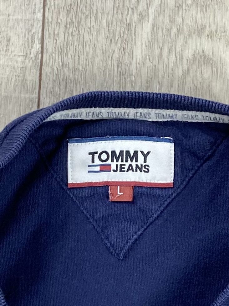 Tommy hilfiger jeans футболка l размер синяя оригинал