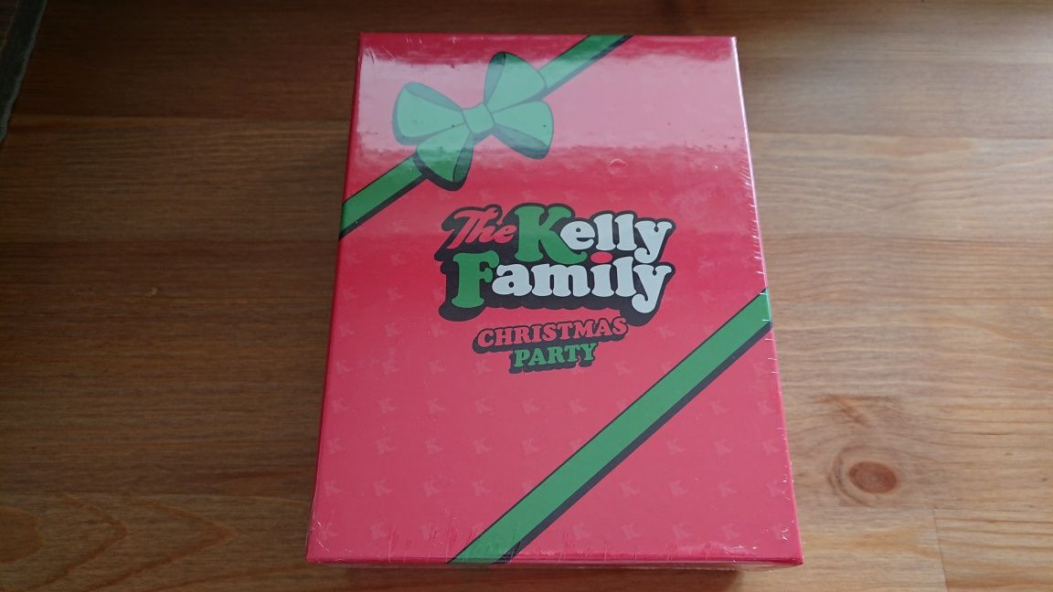 The Kelly Family Christmas Party Deluxe Limit Fanbox Edit *NOWY* 2022