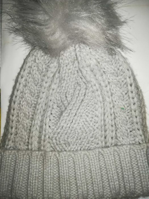 Damska czapka z pomponem Różne czapki