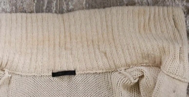 Cieply zapinany sweter L