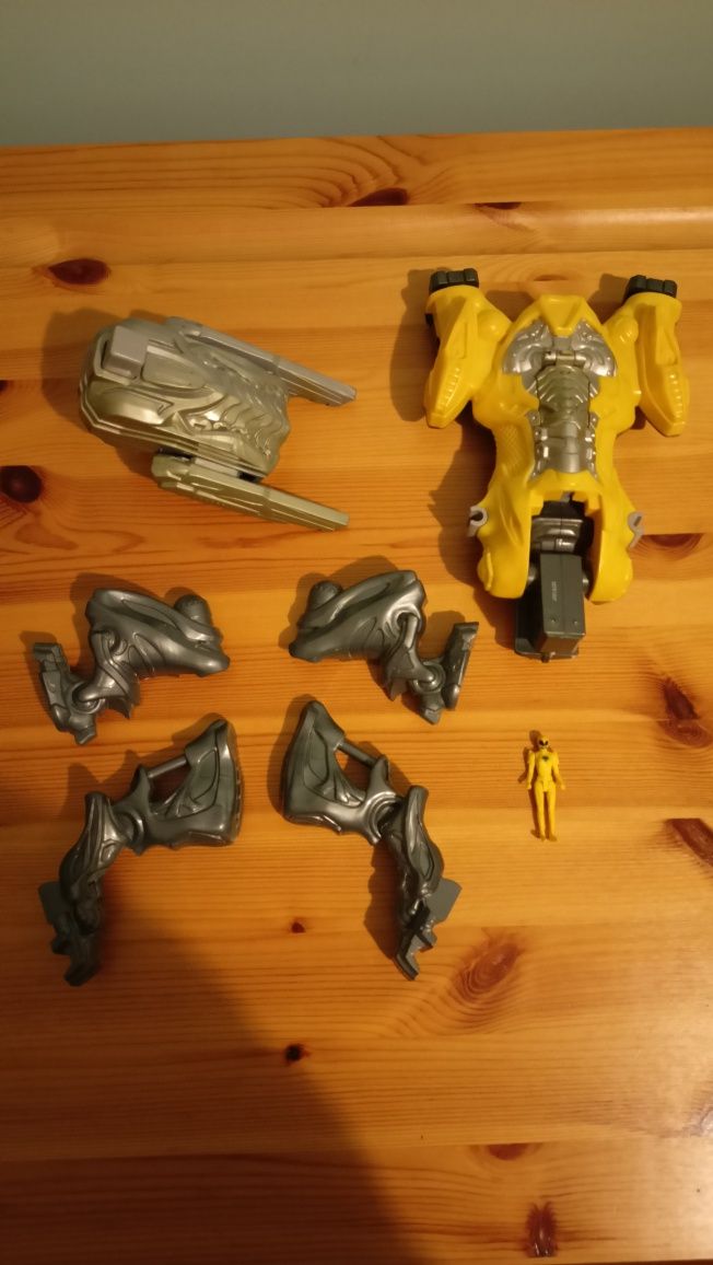 Power Rangers 2017 Movie Yellow Zord - Sabertooth Tiger