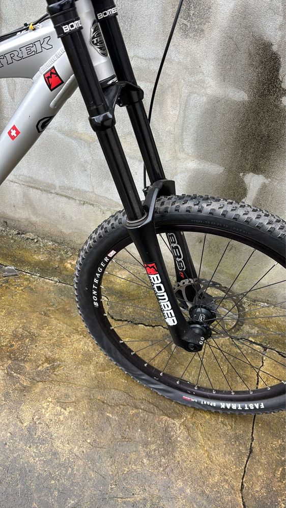 Trek session 7 Downhill