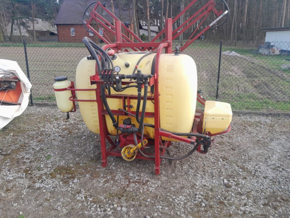 Opryskiwacz hardi 800L 1000L