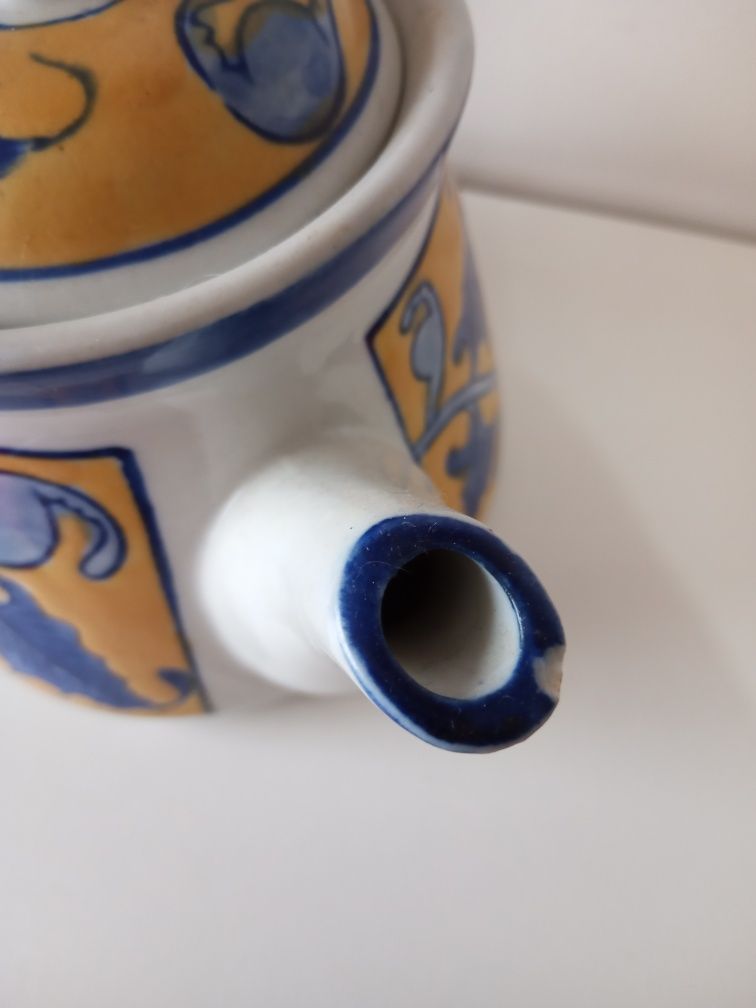 Conjunto 3 peças cerâmica, bule e (2) tibor tema florais