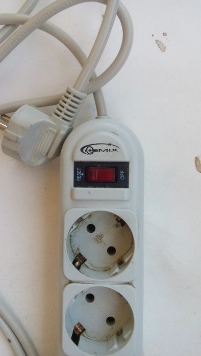 Удлинитель  сетевой фильтр на 5 розеток 3 м б/у