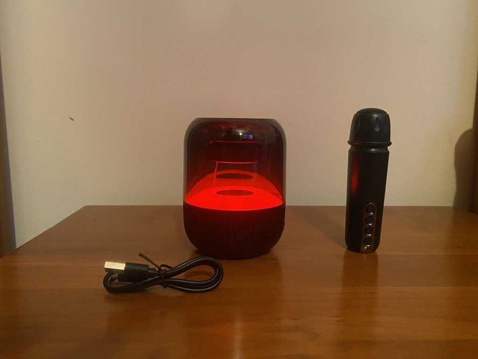Mini conjunto de karaoke com luz RGB