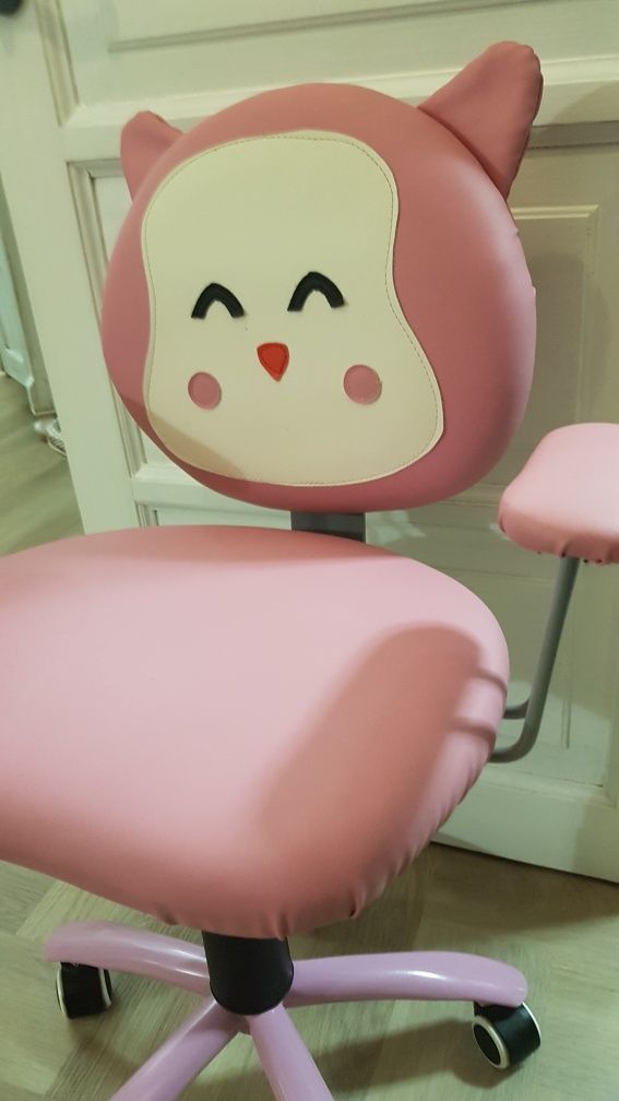 Fotel obrotowy młodzieżowy KITTY różowy