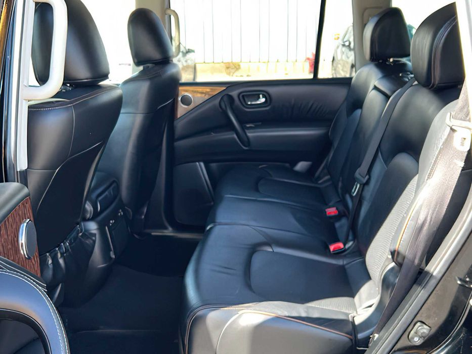 Nissan Armada      2018