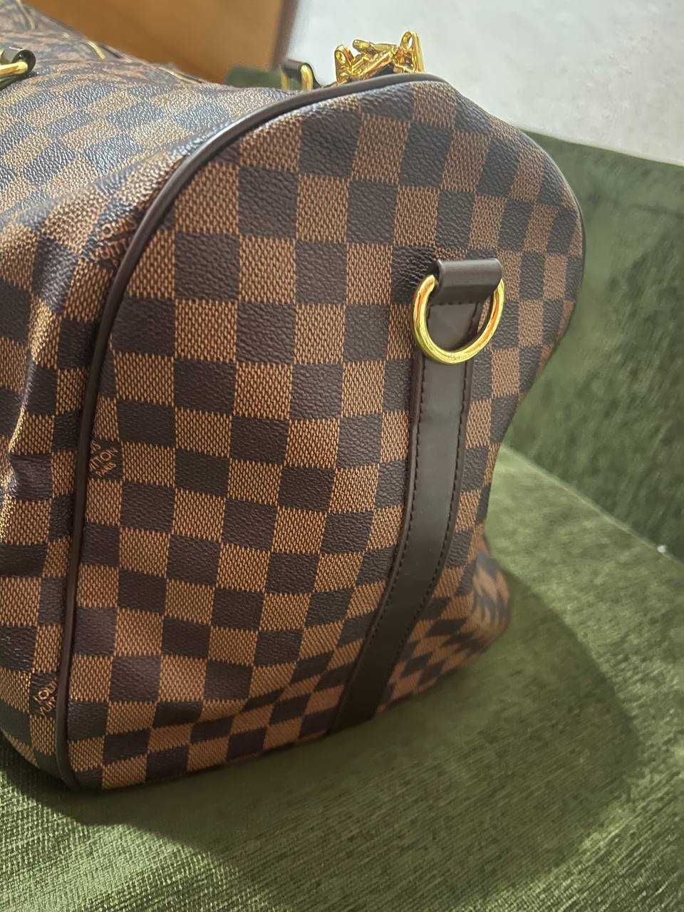 Продам сумку Louis Vuitton оригинал
