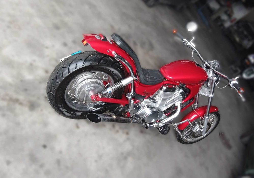 SUZUKI Intruder 800