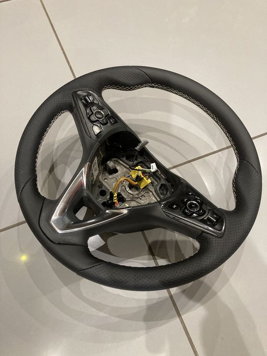 Obszywanie kierownic skóra Garwolin Góra Kalwaria mobilny Service