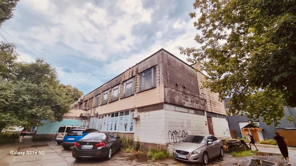 Продам нежилое помещение 117 кв.м на ул.Якуба Коласа 8 Б