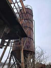 Silos na zboże, cement zbiornik 60t w cenie złomu