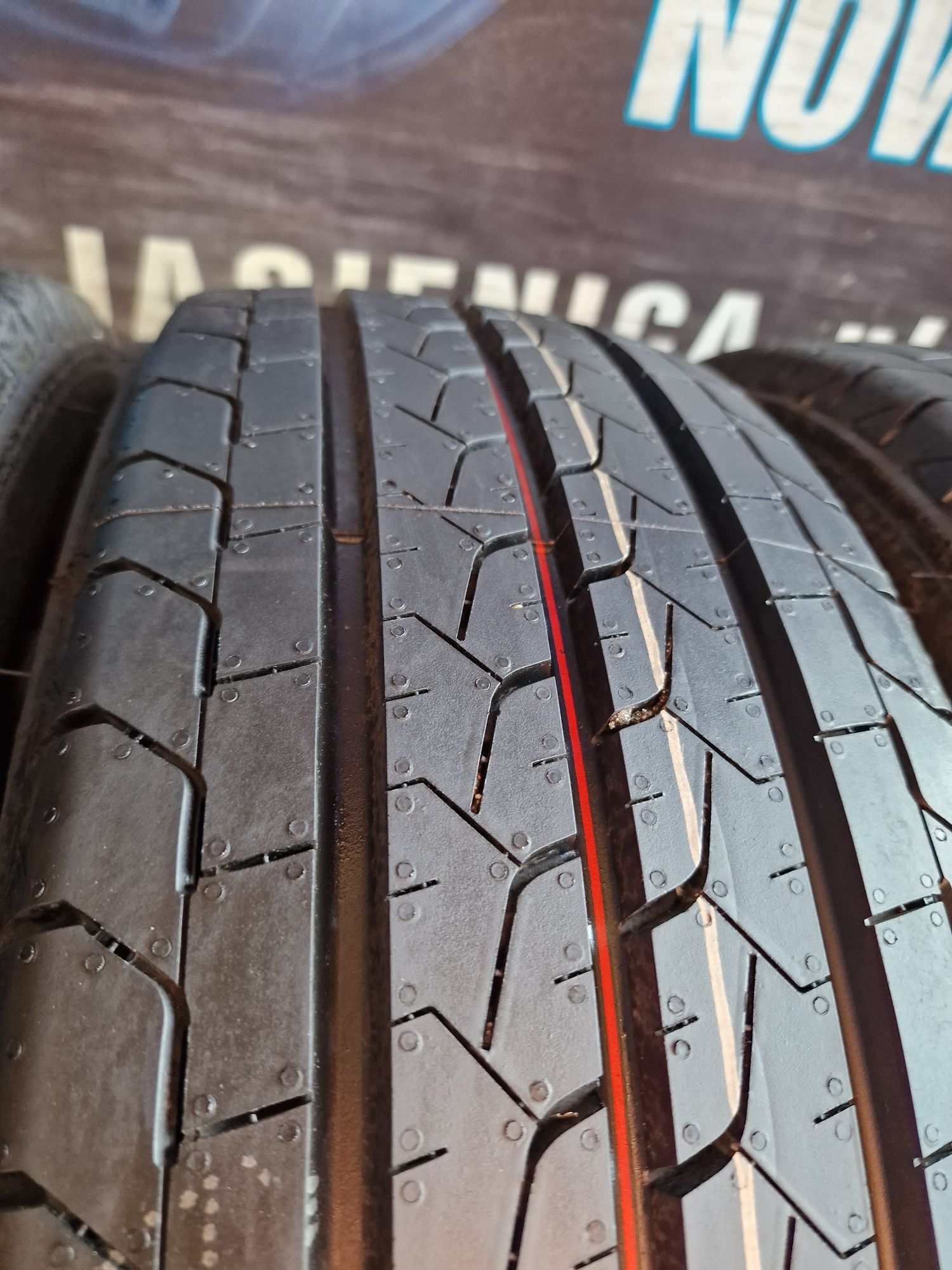 Opony letnie 215/70/15C Bridgestone wzmacniane Komplet Nowe 2024rok