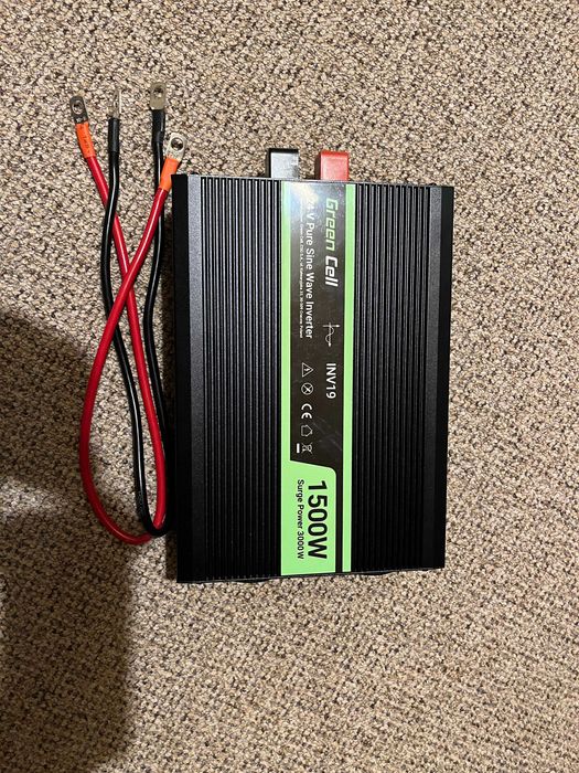 Przetwornica Green Cell 24V/230V 1500W/3000W Czysty sinus