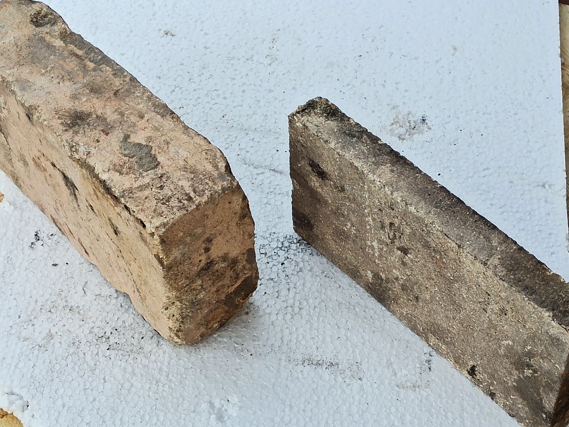 Cegły szamotowe używane