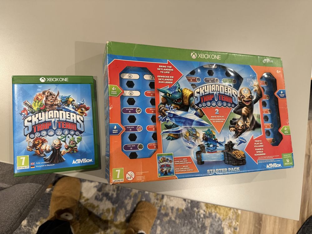 Xbox X Special edition 1TB + comando Elite + jogo Skylanders