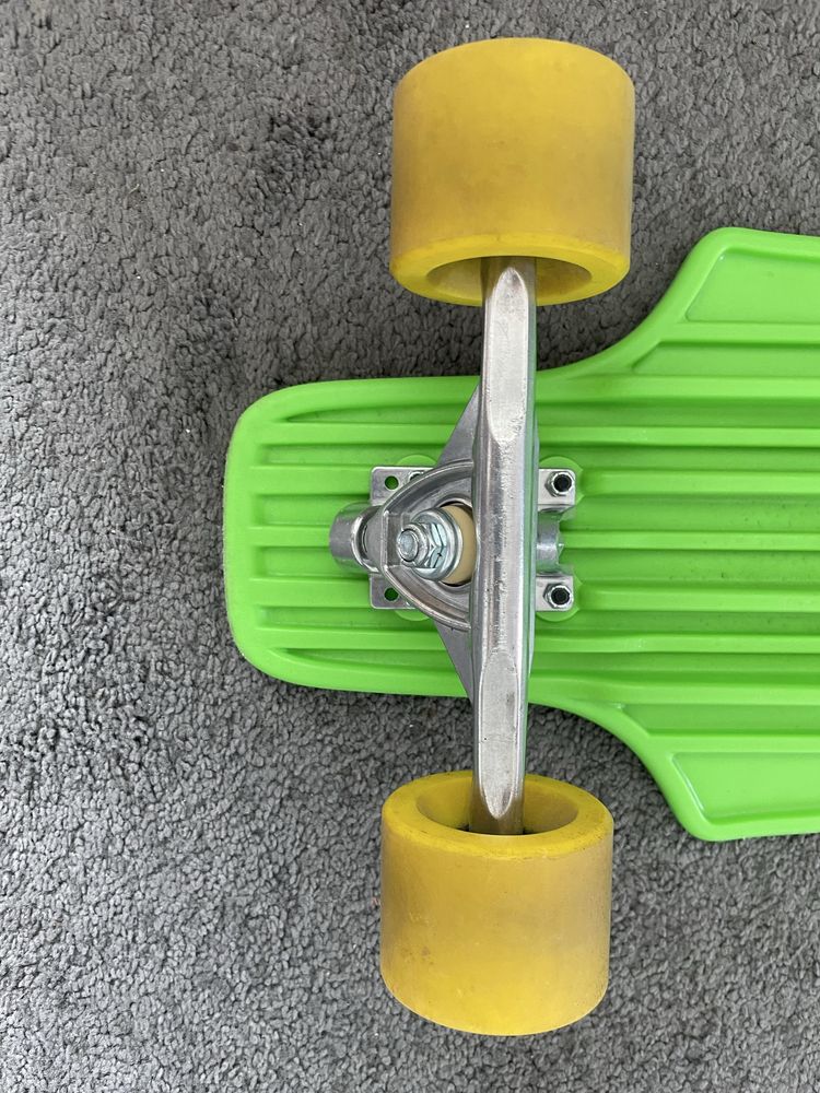 Longboard zielony malo uzywany