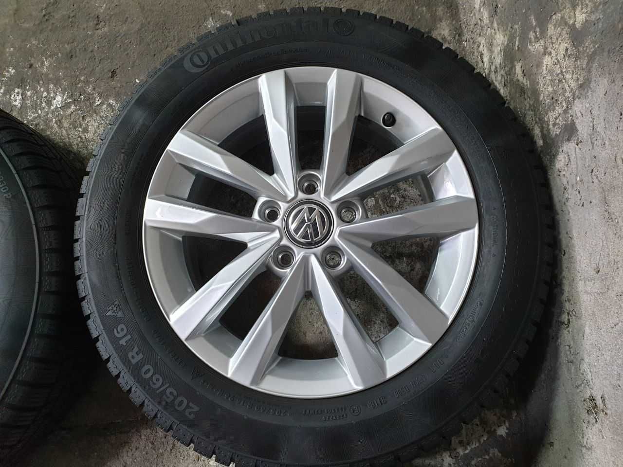 Felgi alu VW R16 5x112 opony zimowe 205/60R16 9,4mm Continental