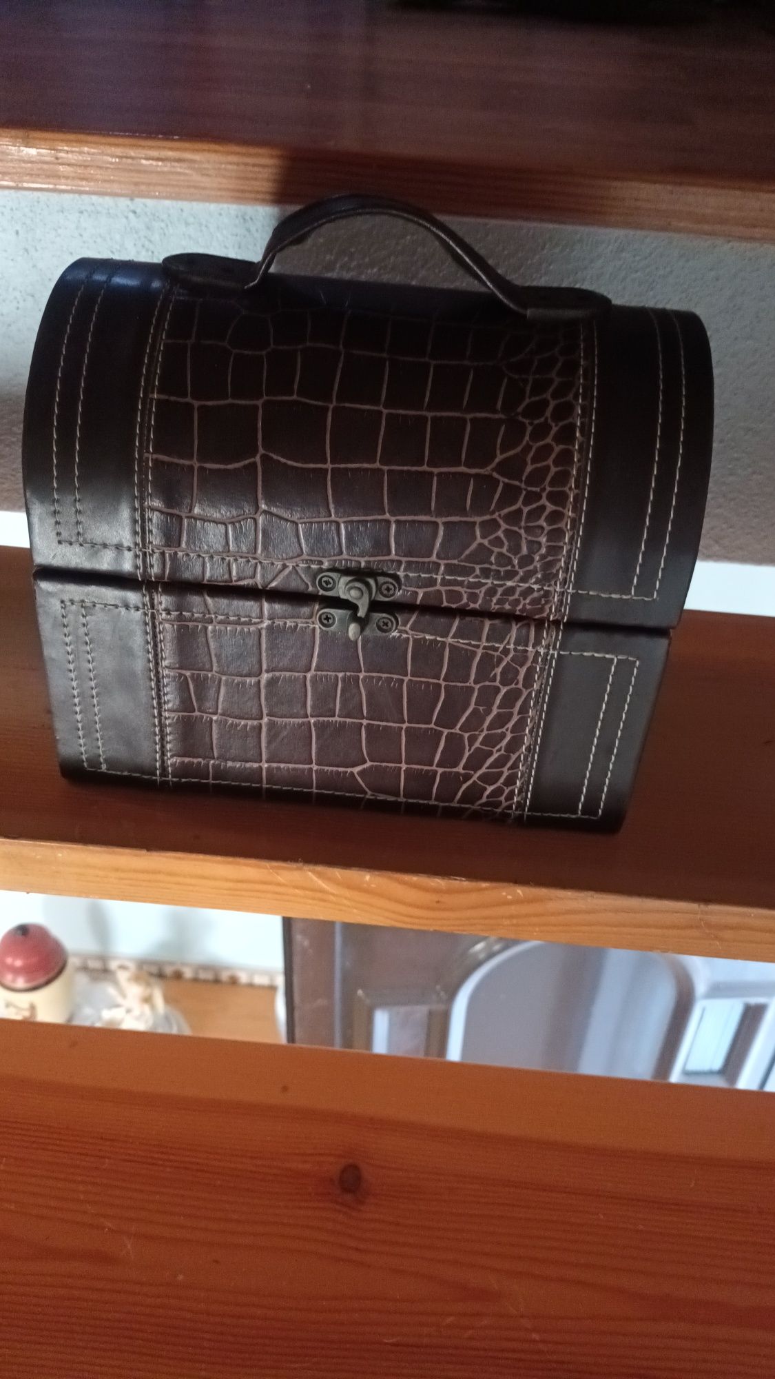 Bau decorativo  ou de joias