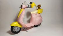 Barbie skuter kompletny z kaskiem i pieskiem