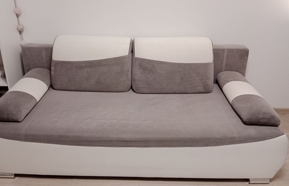 Sofa rozkładana z funkcją spania