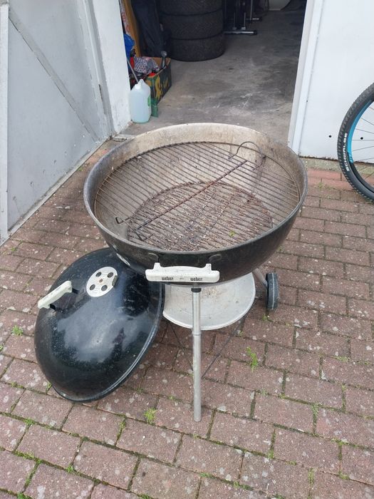 Sprzedam duży gril weber