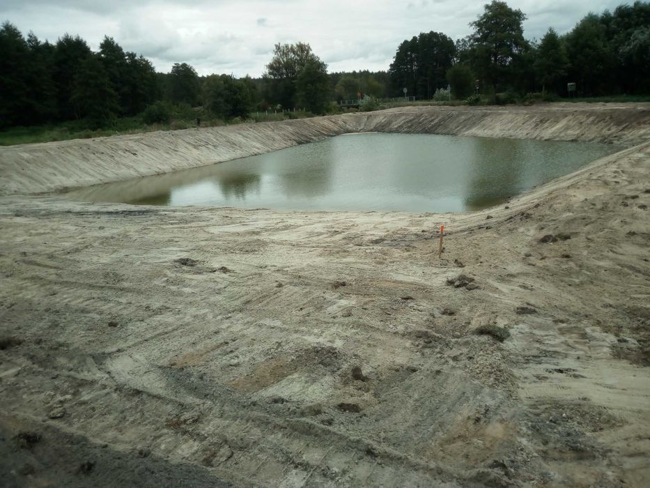 Kopanie Stawów , Oczek wodnych, Staw wykopanie koparka