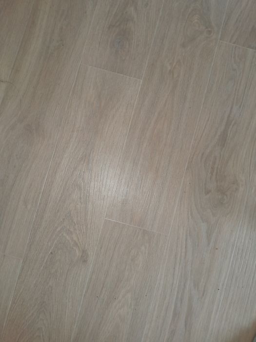 Продам лінолеум  б/у в гарному стані