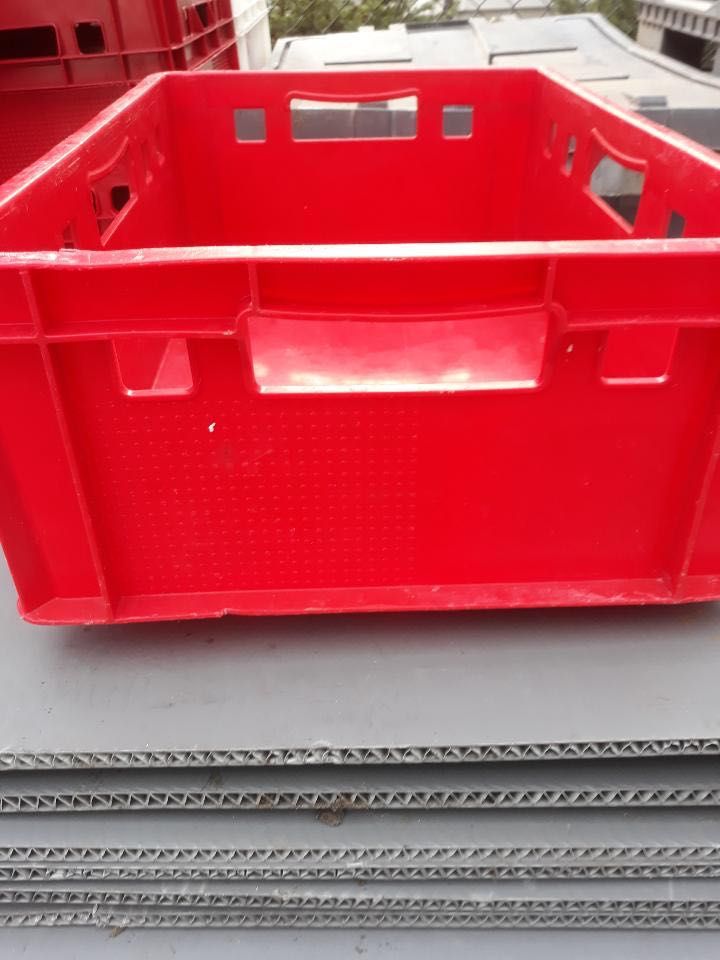 Pojemniki plastikowe #opakowania#skrzynki plastikowe